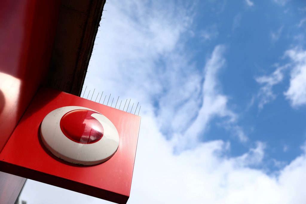 Vodafone: Βελτιωμένα έσοδα και ιστορικό ρεκόρ στην κίνηση δεδομένων