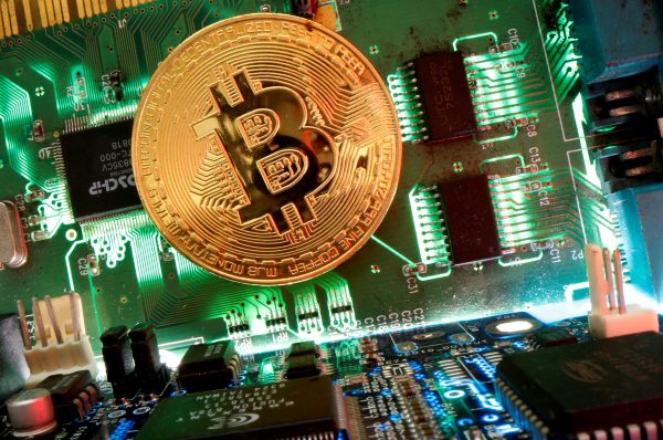 Crypto: Νέα διαταραχή στα digital νομίσματα λόγω Κίνας