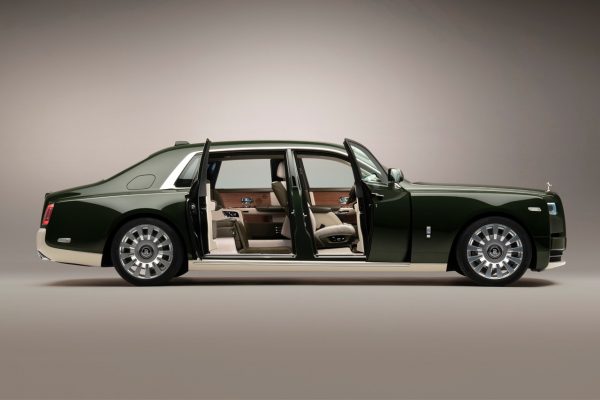 Η Hermès και η Rolls-Royce σχεδίασαν ένα «χερσαίο τζετ» για Ιάπωνα δισεκατομμυριούχο