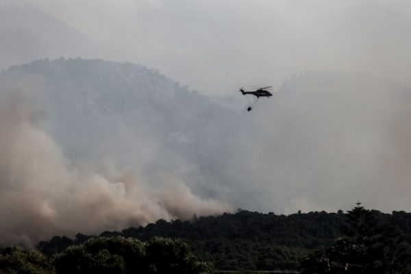 Ποιος πληρώνει τελικά τη νύφη;