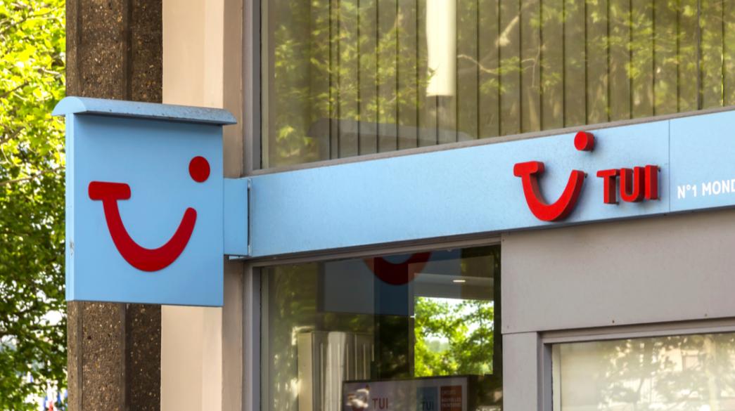 TUI: Κλείνει 55 τουριστικά γραφεία στη Γερμανία