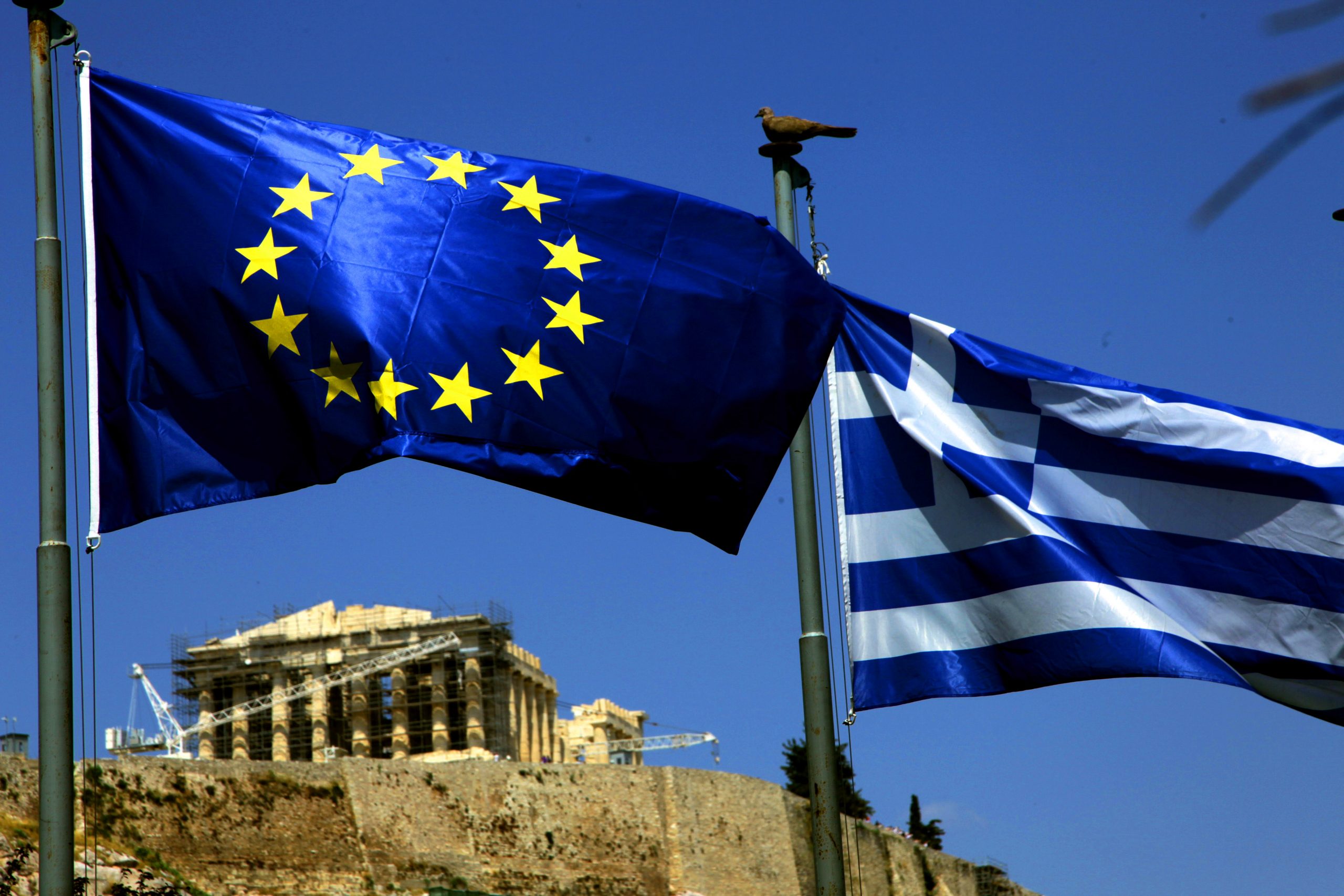 FT: Greece’s Covid-19 recovery plan praised by Brussels for ‘coherent design
