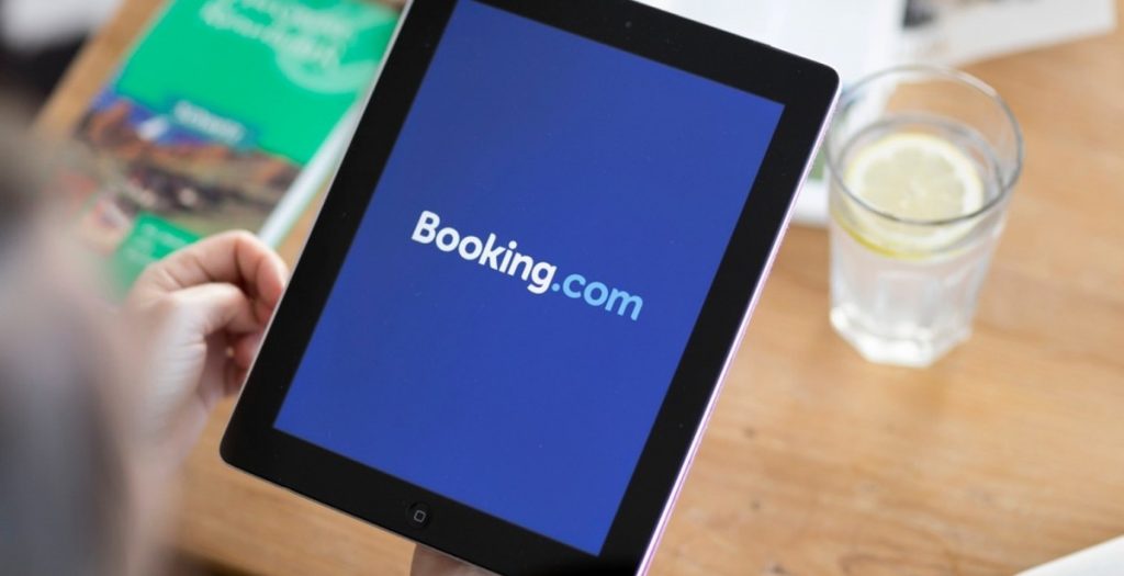 Παράνομη η «ρήτρα καλύτερης τιμής» στο Booking.com