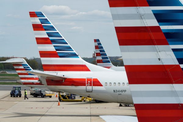 American Airlines: Άρση της απαγόρευσης απογείωσης