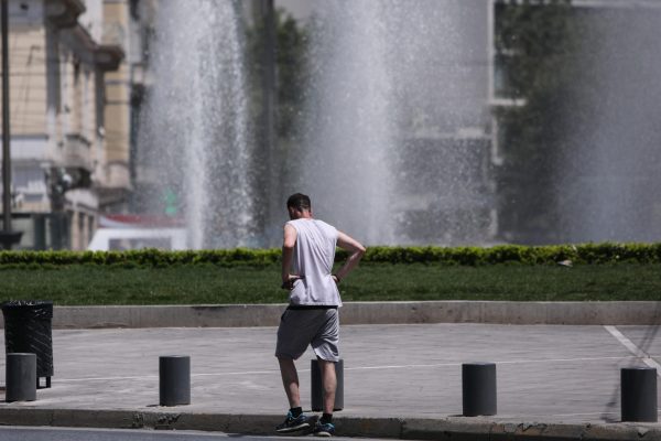 Καιρός: Κορύφωση του καύσωνα – Έως 42 βαθμούς η θερμοκρασία