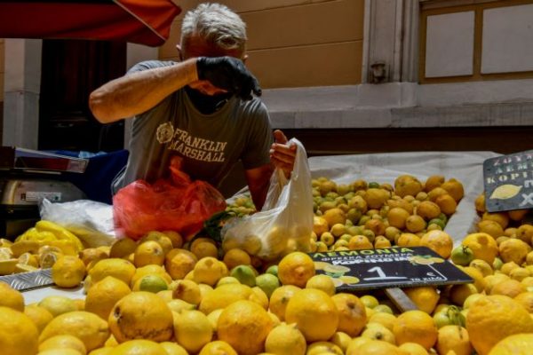 Εκτοπισμένοι οι εργαζόμενοι χαμηλής εξειδίκευσης την επόμενη μέρα της πανδημίας