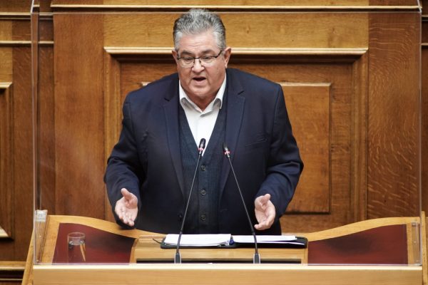 Κορωνοϊός: Θετικοί Δημήτρης Κουτσούμπας και Νάσος Ηλιόπουλος