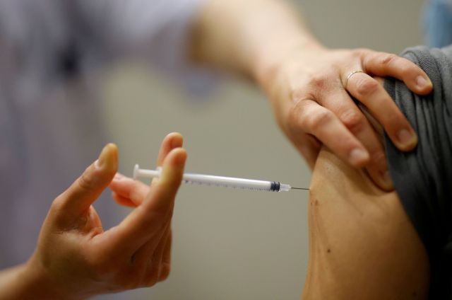 Εξαδάκτυλος – Θα έχουμε απώλειες από ανεμβολίαστους άνω των 50 ετών