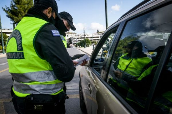 Πανδημία: 100.353 έλεγχοι, 225 παραβάσεις, 14 συλλήψεις