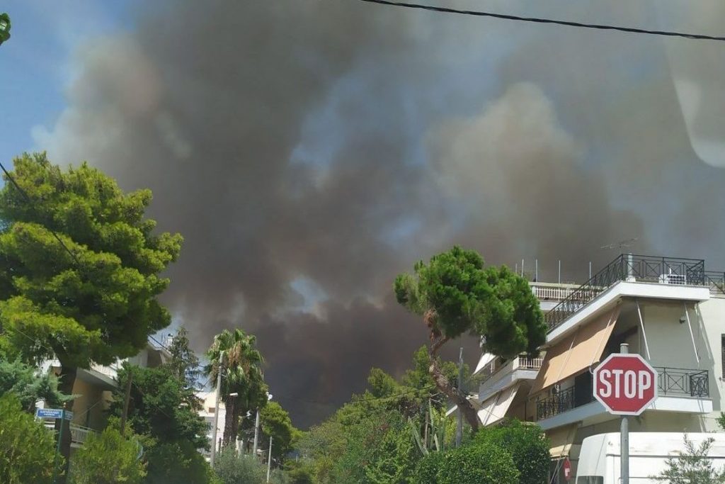 ΤΡΑΙΝΟΣΕ – Ποια  σιδηροδρομικά δρομολόγια αναστέλλονται λόγω της πυρκαγιάς