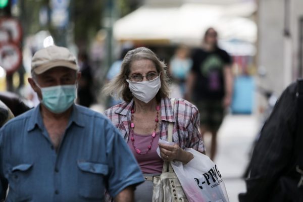 Αποκάλυψη για τη μετάλλαξη Δέλτα – Καθυστερούν τα συμπτώματα αλλά ο ιός μεταδίδεται