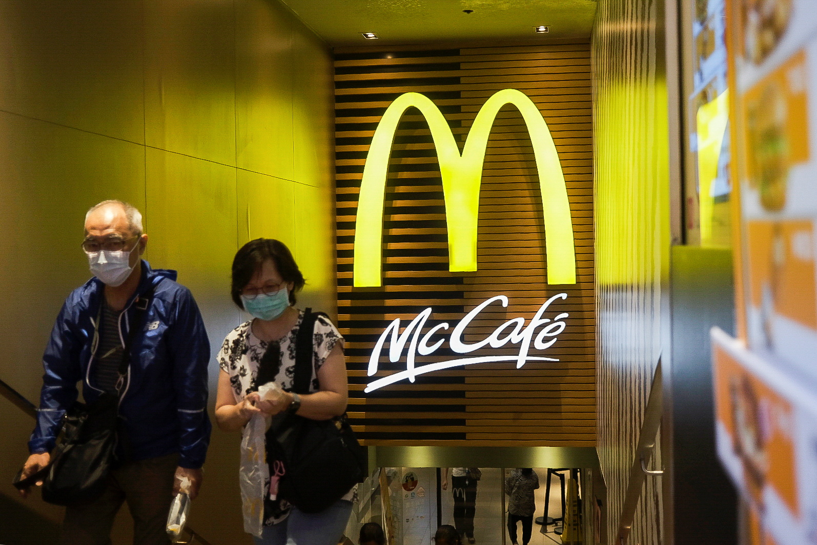 ΗΠΑ – Τα McDonald’s «διώχνουν» ξανά τους καθήμενους πελάτες λόγω της μετάλλαξης δέλτα