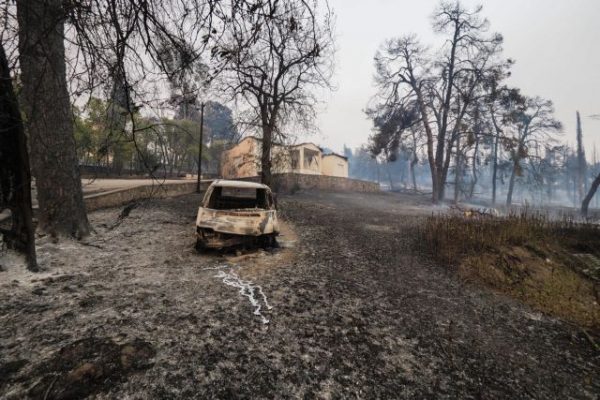 Κατατέθηκε η τροπολογία απαλλαγής από τον ΕΝΦΙΑ για τους πυρόπληκτους