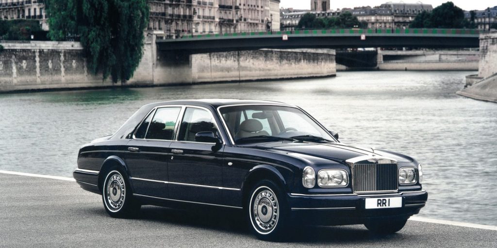 ΟΔΔΥ – Λιμουζίνες από 400 ευρώ – Rolls-Royce από 10.000 ευρώ