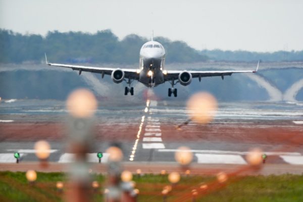 Athens International Airport – The aircraft that declared brake damage landed safely