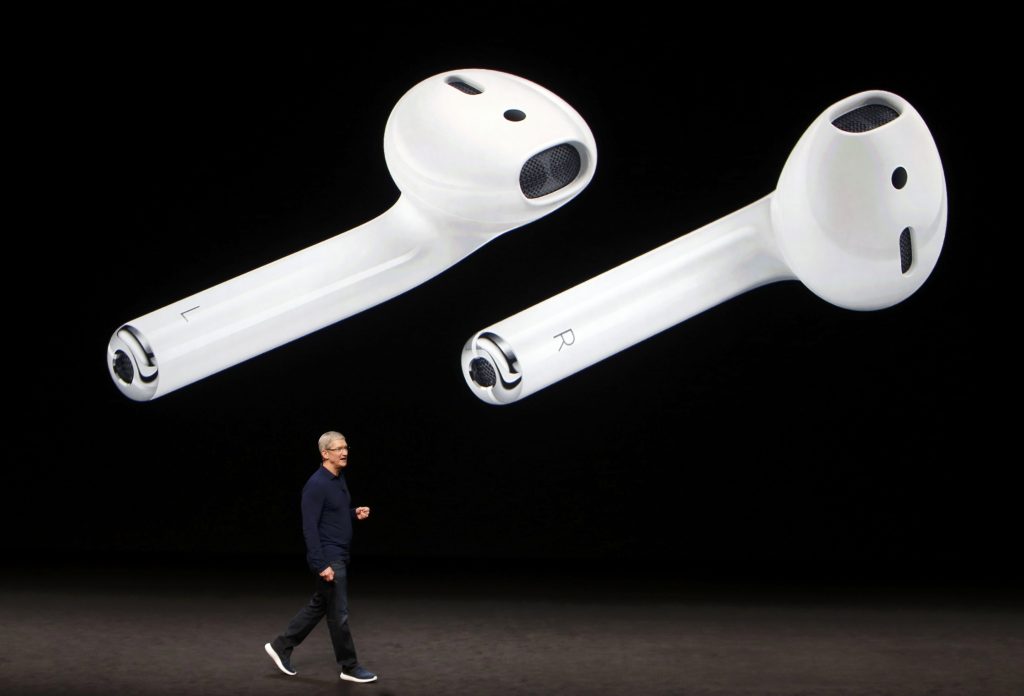 AirPods Pro 2: Η Apple μετατρέπει τη συσκευή της σε ακουστικά βαρηκοΐας