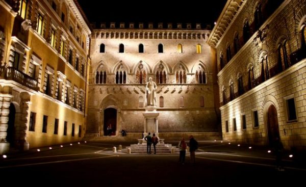 Monte dei Paschi di Siena: Μειώνει το ποσοστό του το ιταλικό δημόσιο