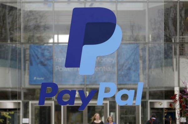 Αποχωρεί από τη Ρωσία και η PayPal