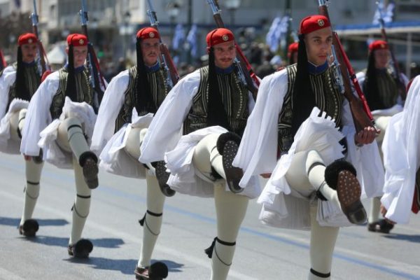 28η Οκτωβρίου –  Αλαλούμ με τις παρελάσεις στη Θεσσαλονίκη, οι τελικές αποφάσεις