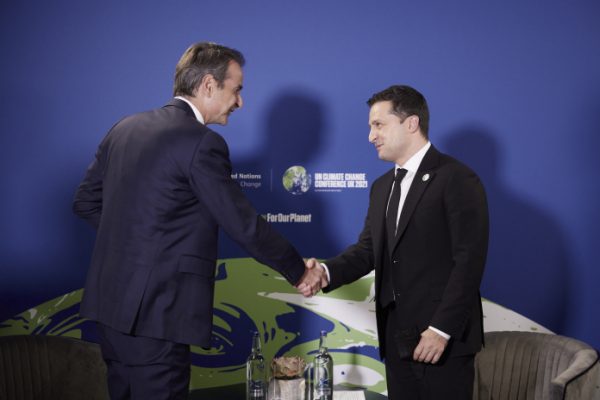 Mitsotakis-Zelenskyy on sidelines of COP26 summit