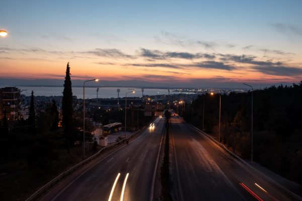 Μόσιαλος – Δεν αποκλείω τοπικά lockdown – Τι είπε για την παραλλαγή Όμικρον