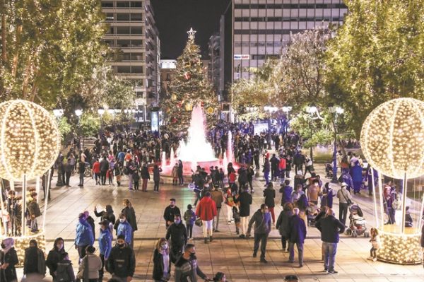 Κορωνοϊός – Τρία σενάρια και ένας… εφιάλτης για τα Χριστούγεννα