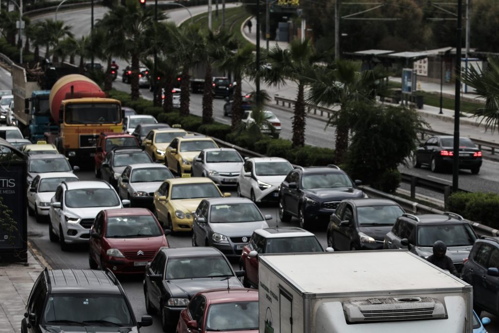 Κίνηση τώρα – Στο «κόκκινο» ολόκληρη η Αθήνα