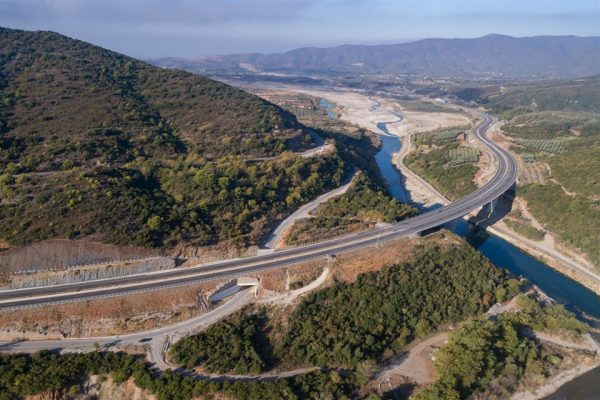 ΓΕΚ ΤΕΡΝΑ – Κατά 2,3 φορές η κάλυψη του ομολόγου – Στο 2,3% το επιτόκιο