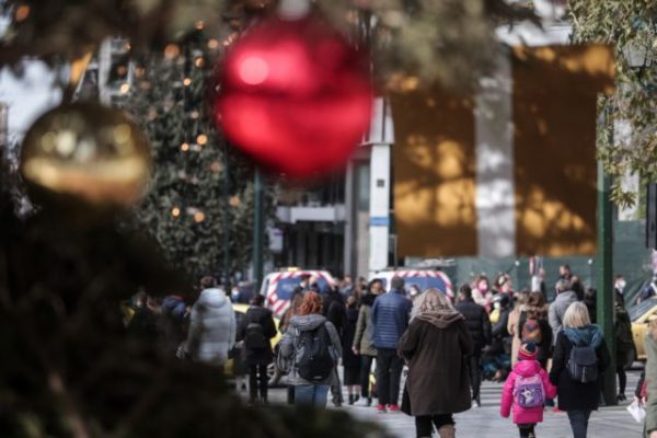 Νέα μέτρα –  Μάσκα παντού από σήμερα – Τι ισχύει για σούπερ μάρκετ, ΜΜΜ και εκδηλώσεις