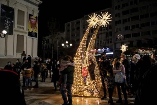 ΕΣΠ – Κάτω από τον πήχη του ’19 ο τζίρος των γιορτών