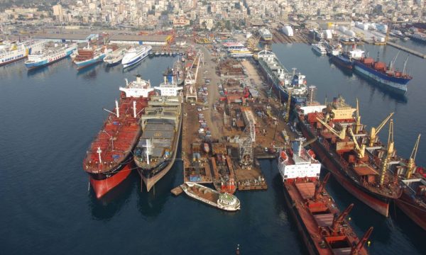 Πέραμα: Ναυπηγοεπισκευαστές εναντίον COSCO