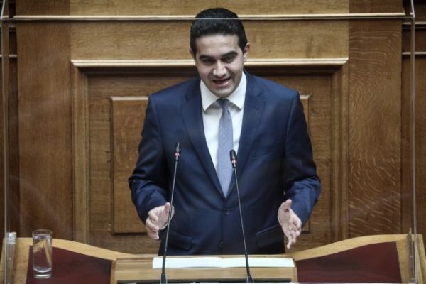 Κατρίνης – Η κυβέρνηση έχει αφήσει ανυπεράσπιστους τους πολίτες απέναντι στην ακρίβεια