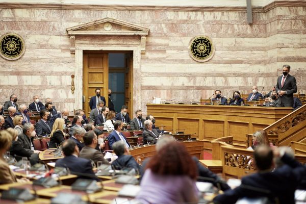 ΚΙΝΑΛ: Το υψηλό ενεργειακό κόστος απειλεί επιχειρήσεις μεταποίησης και θέσεις εργασίας