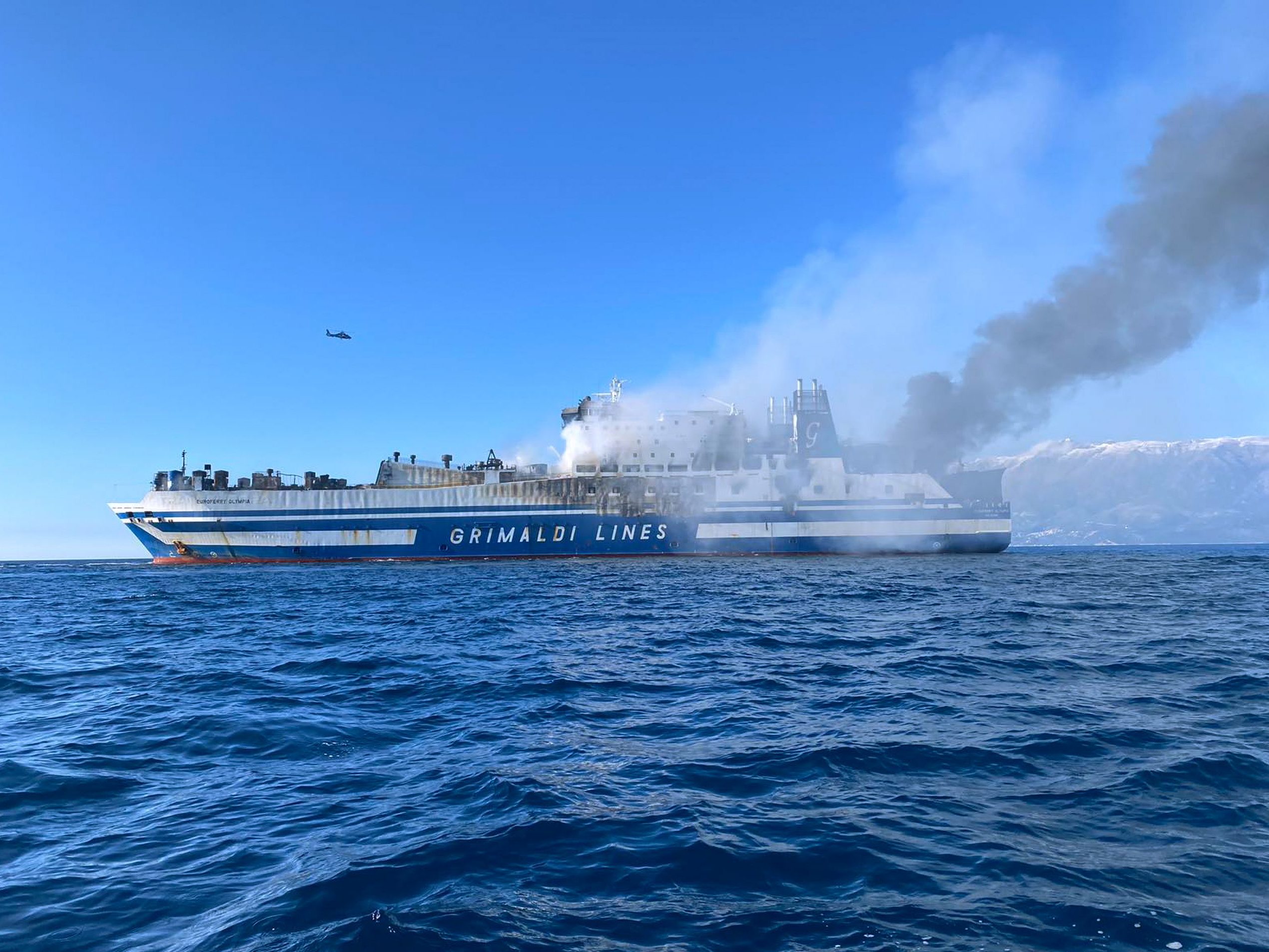 Φωτιά σε πλοίο στην Κέρκυρα: Κορυφώνεται η αγωνία για τους αγνοούμενους – Συνεχίζονται οι έρευνες