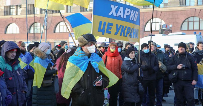 Ουκρανία: Χιλιάδες διαδηλωτές φώναξαν «το Χάρκιβ είναι Ουκρανία»