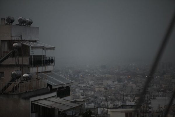 Καιρός: Βροχές, καταιγίδες και χιόνια φέρνει το νέο κύμα κακοκαιρίας