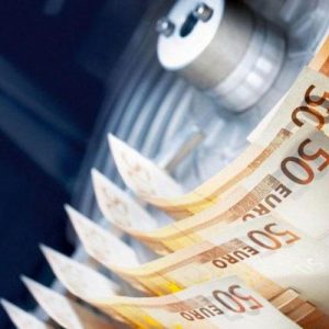 ΕΚΤ: Καμπανάκι για το ευρώ ως αποθεματικό νόμισμα