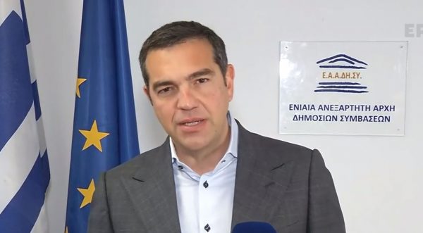 Τσίπρας: «Γιουρούσι στο δημόσιο χρήμα με 6,7 δισ. απευθείας αναθέσεις»