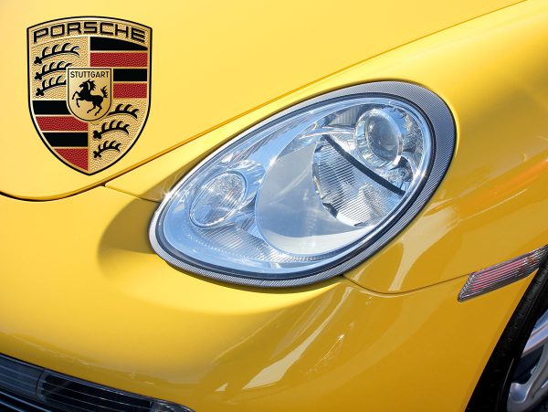 Η Porsche προσπαθεί ξανά να βγει στις αγορές