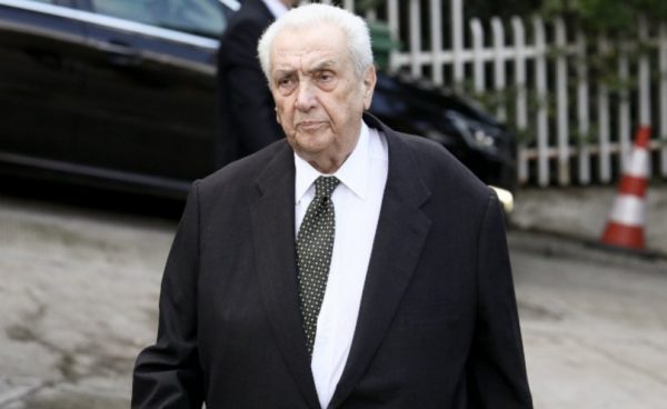 Businessman Dimitris Kontominas has passed away