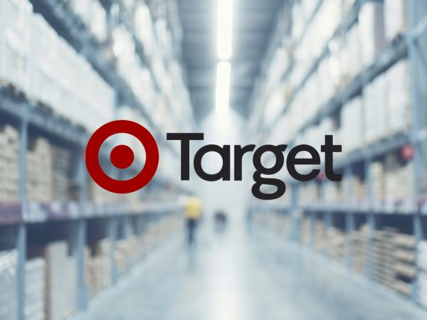 Target: Η μετοχή προσπαθεί να μαζέψει τις απώλειες στο NYSE