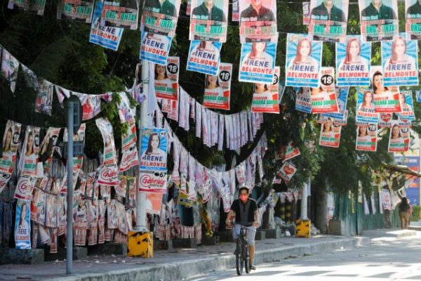 Φιλιππίνες: Το «φάντασμα» του δικτάτορα Μάρκος και οι «στοιχειωμένες» κάλπες