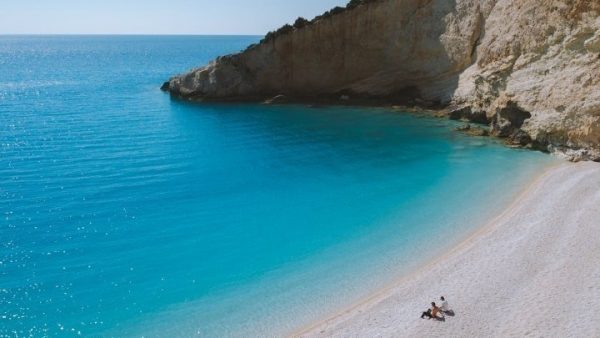 Τουρισμός: Κρήτη, Νάξος και Ίος διαθέτουν τις καλύτερες παραλίες κατά τους Ελβετούς