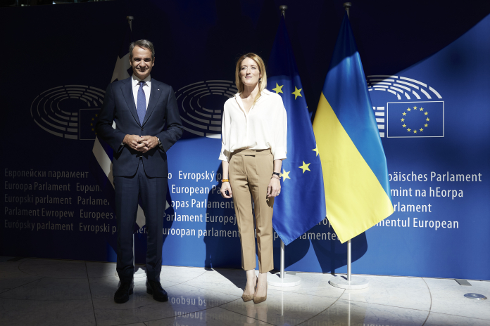 Μητσοτάκης: Συνάντηση με την Πρόεδρο του Ευρωπαϊκού Κοινοβουλίου Ρομπέρτα Μετσόλα