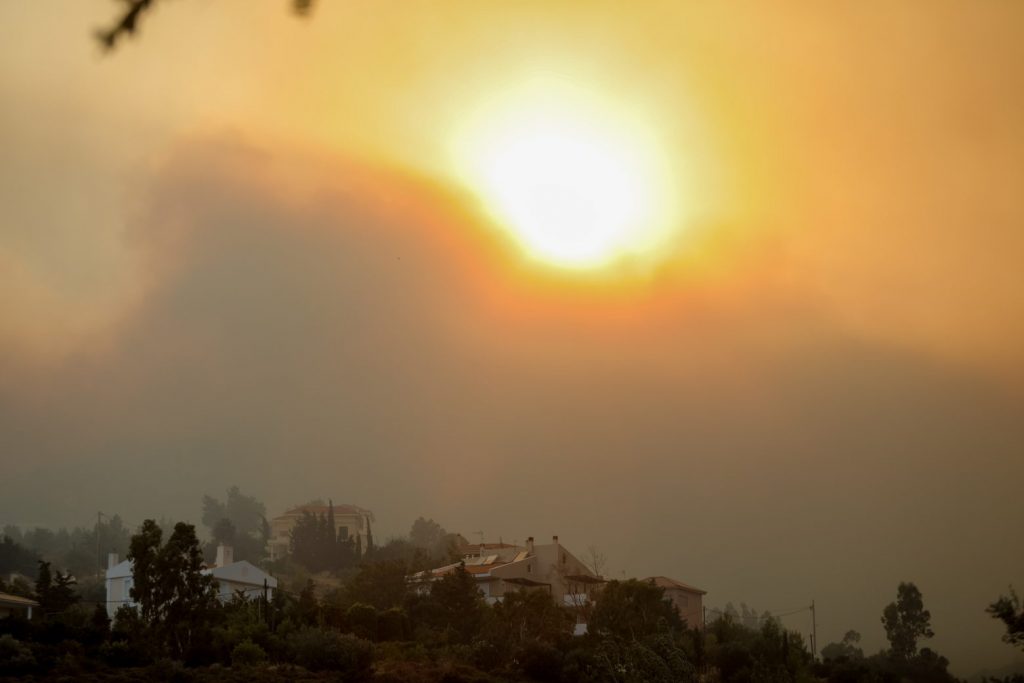 Πυρκαγιά στην Πεντέλη: Έκτακτη ενημέρωση στις 20:30