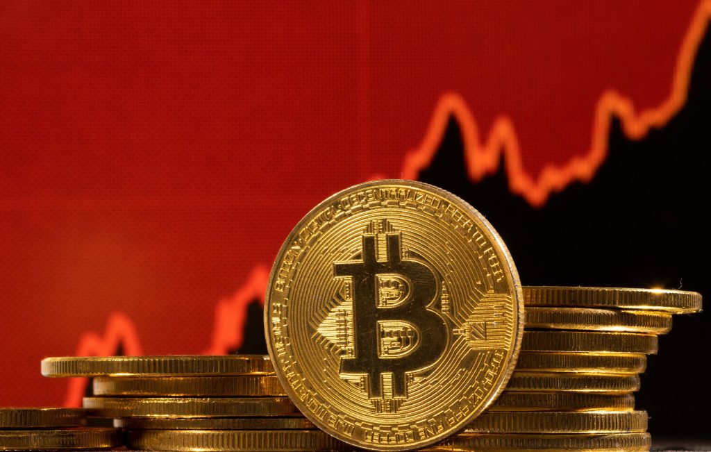 Bitcoin: Ξεπερνούν τα 2,8 δισ. δολάρια τα στοιχήματα ότι θα ξεπεράσει τις $90.000