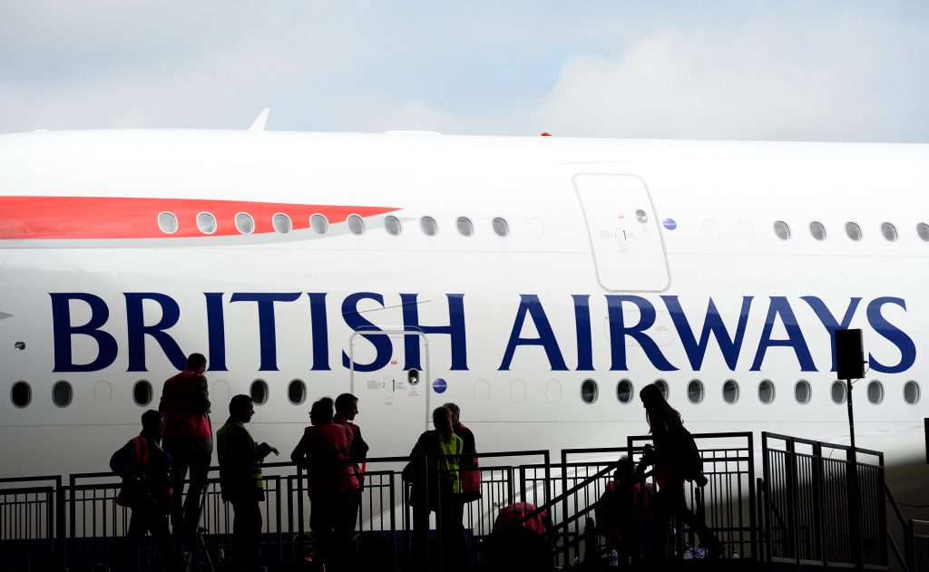 Βρετανία: Κόβει δρομολόγια η British Airways για το επόμενο καλοκαίρι