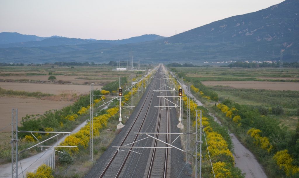 ΕΡΓΟΣΕ: Προχωρά η επέκταση του Προαστιακού σε Ραφήνα και Λαύριο