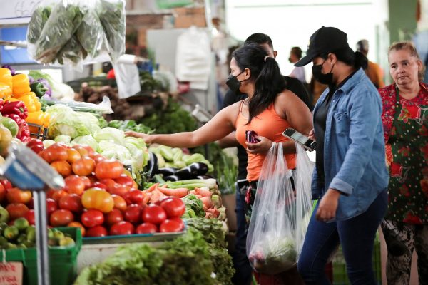 FAO: Σε ιστορικό υψηλό ο λογαριασμός για τις εισαγωγές τροφίμων