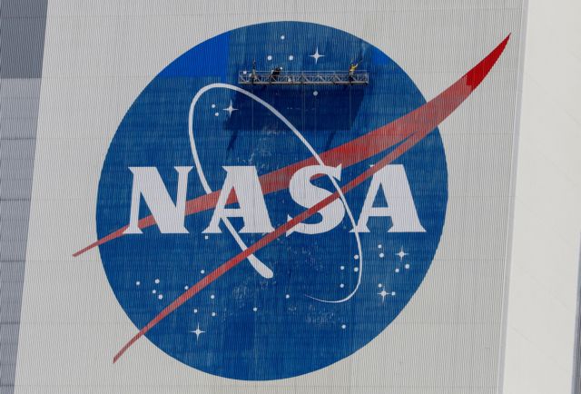 NASA: Επιστροφή σε γραφεία γεμάτα… κατσαρίδες για τους υπαλλήλους